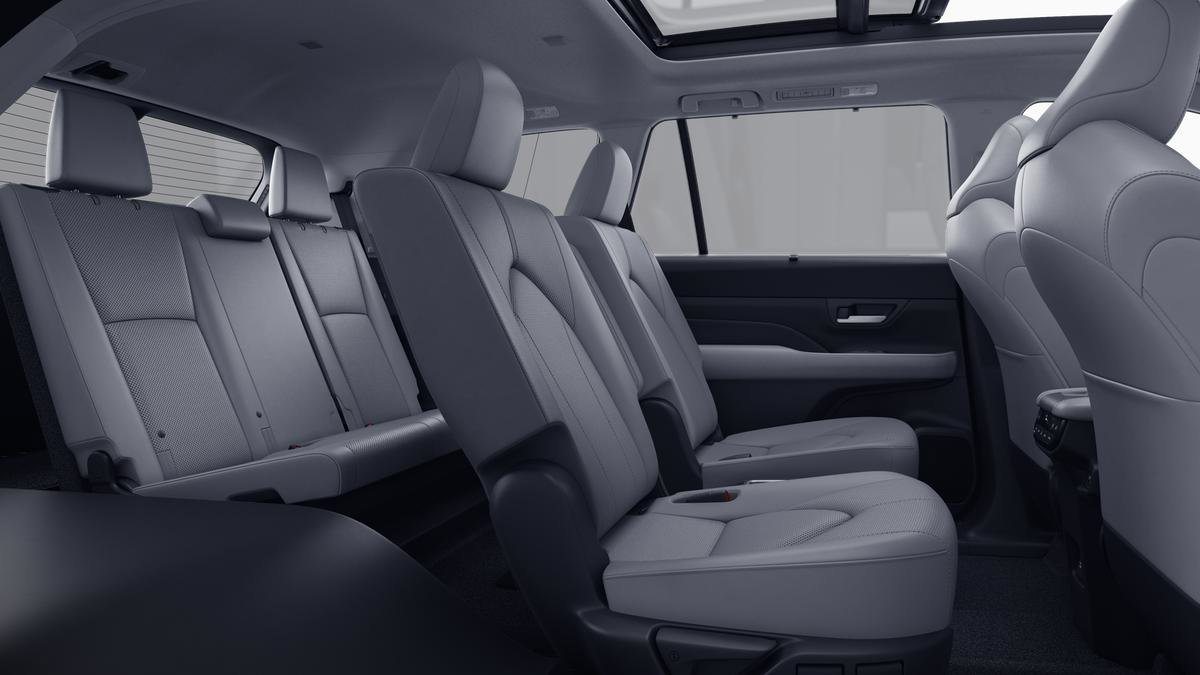 New 2026 Toyota Grand Highlander Platinum image 21
