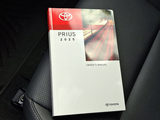 Used 2025 Toyota Prius Nightshade image 27