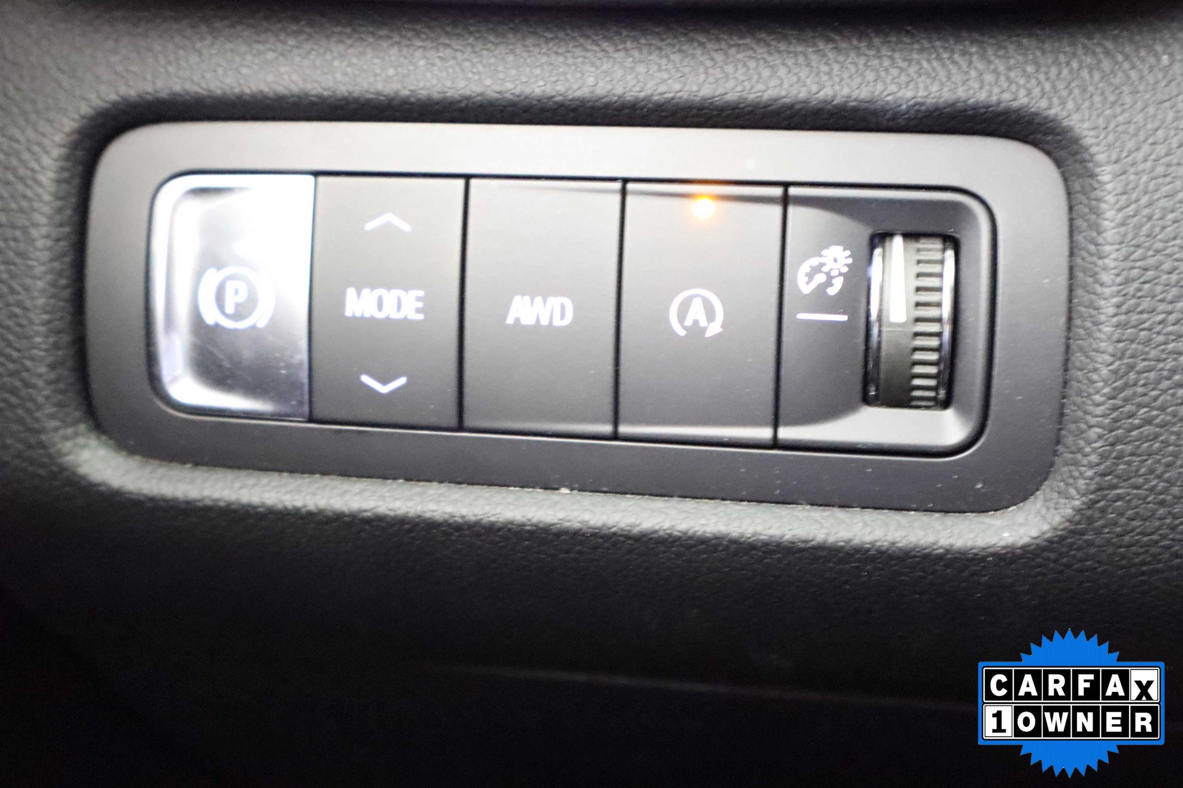Used 2025 GMC Acadia Elevation AWD/4WD image 34