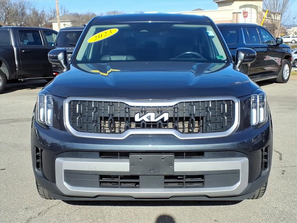 Used 2023 Kia Telluride LX image 9
