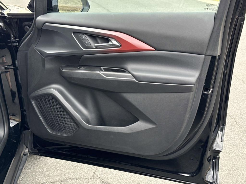 Used 2024 Chevrolet Equinox EV RS image 25