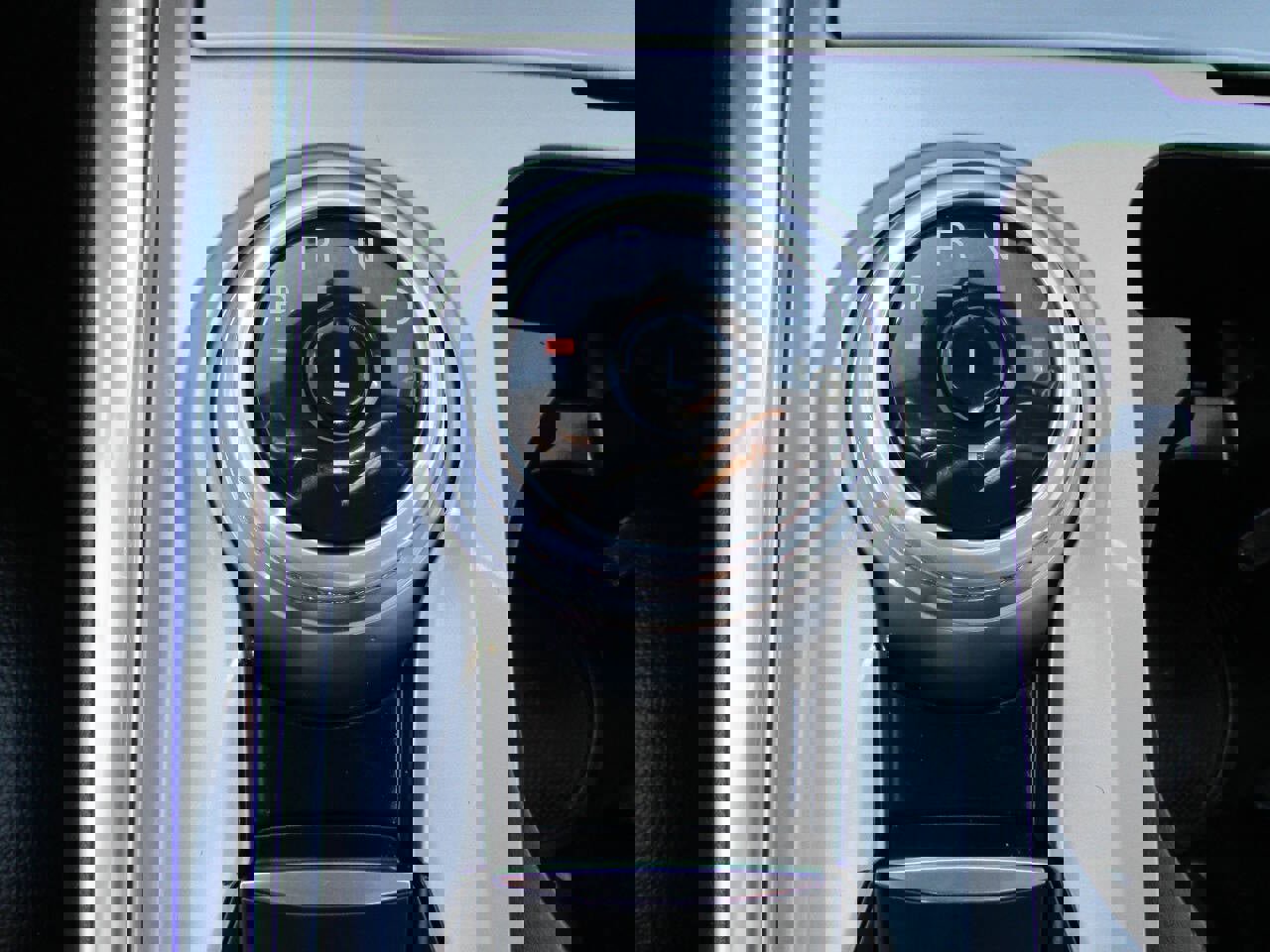 Used 2023 Ford Explorer Limited image 25