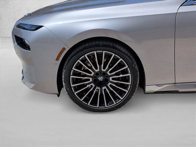 New 2026 BMW i7 xDrive60 w/ Executive Package AWD/4WD image 9