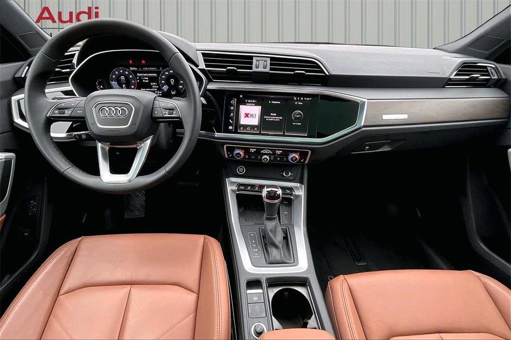 Used 2025 Audi Q3 2.0T Premium w/ Convenience Package image 7