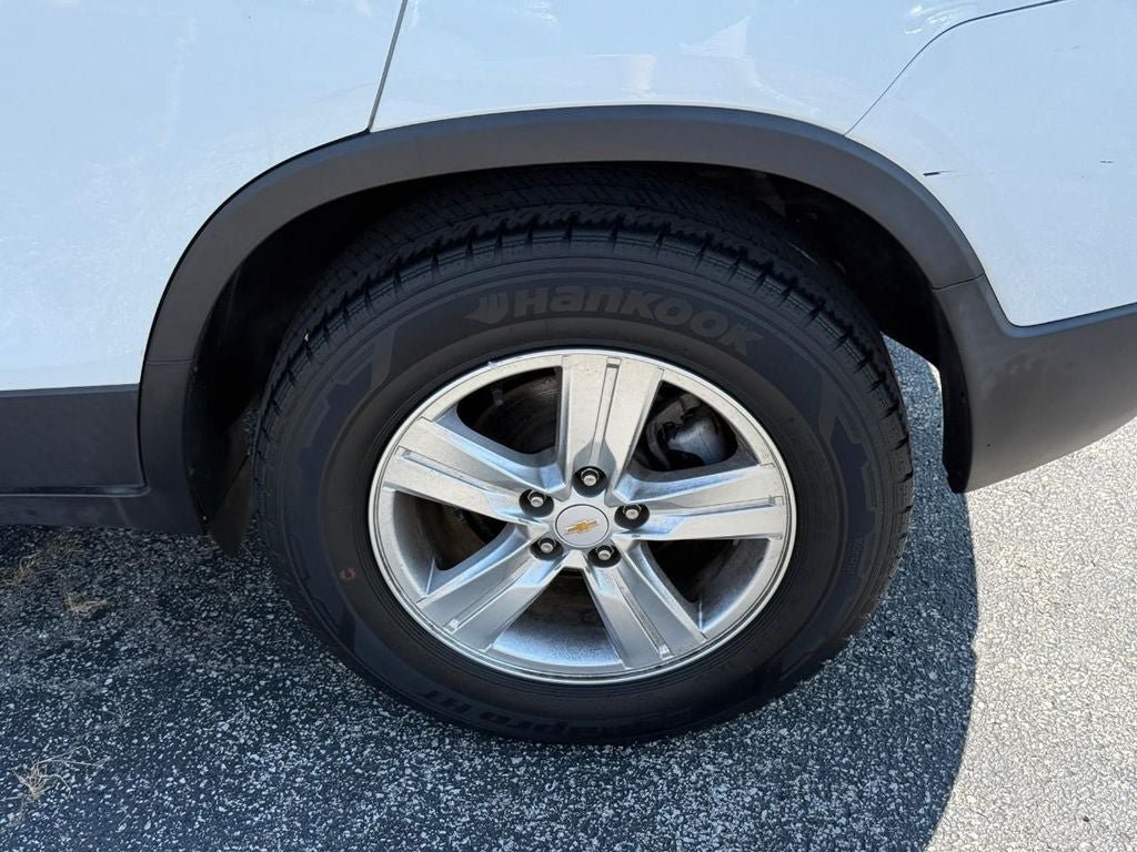Used 2018 Chevrolet Trax LT w/ LT Convenience Package AWD/4WD image 6