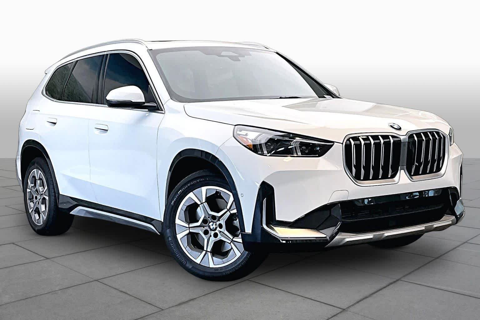 Used 2025 BMW X1 xDrive28i w/ Convenience Package AWD/4WD image 5