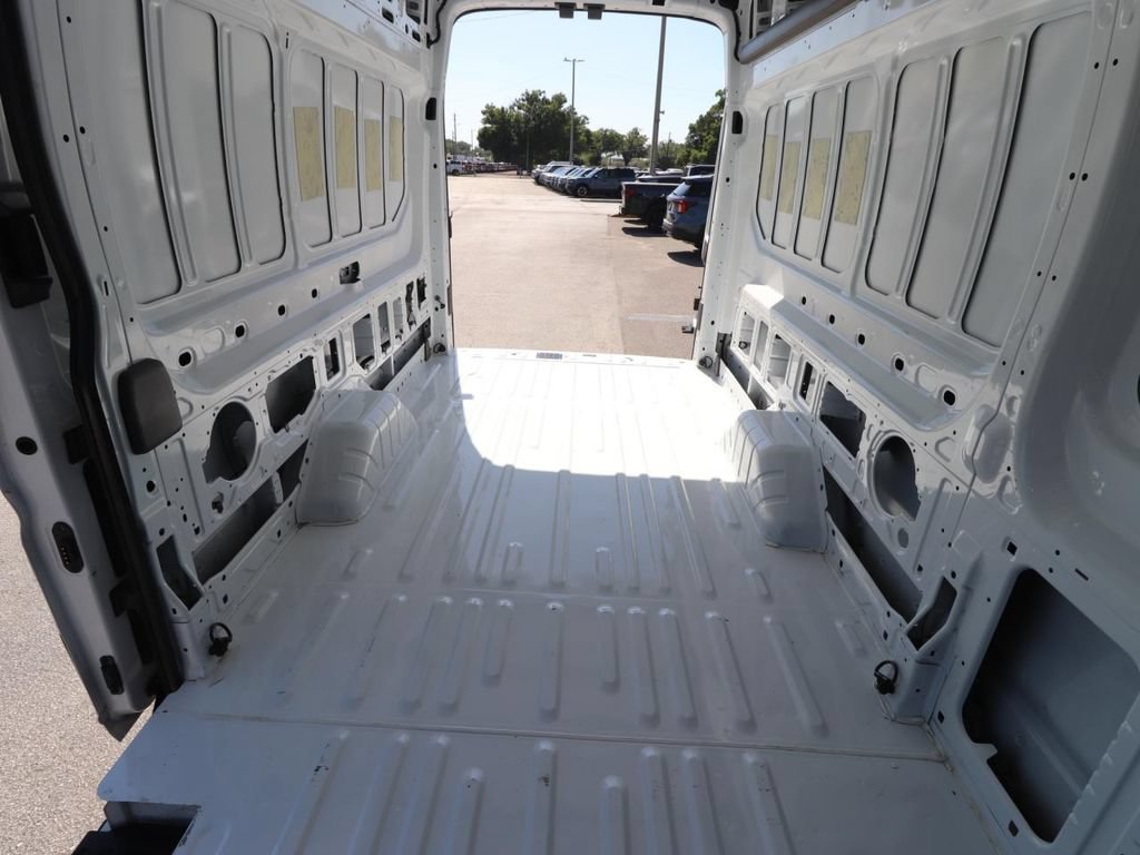 Certified 2025 Ford Transit 250 148 High Roof Extended AWD image 9