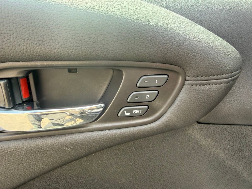 Used 2016 Acura RDX AWD w/ Technology Package image 12