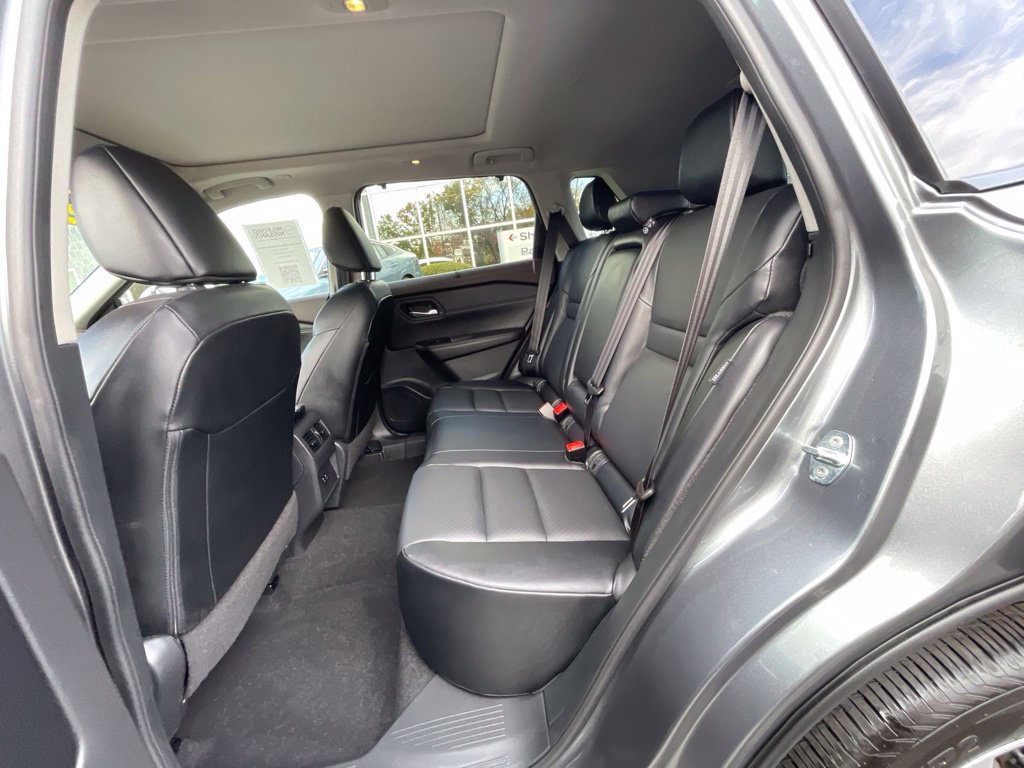 Certified 2023 Nissan Rogue SV w/ SV Premium B Package AWD/4WD image 20