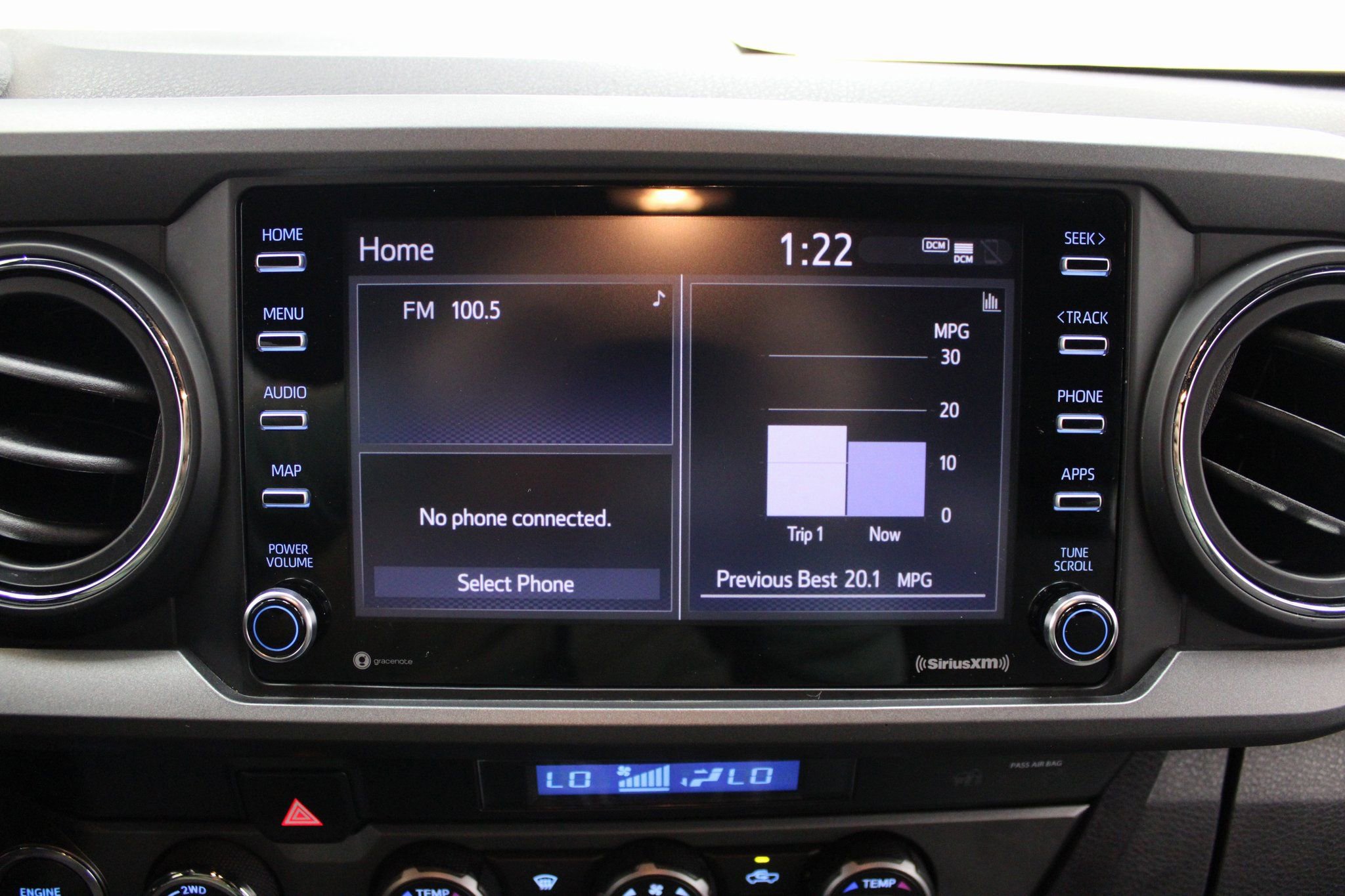 Used 2021 Toyota Tacoma TRD Off-Road w/ Technology Package AWD/4WD image 43