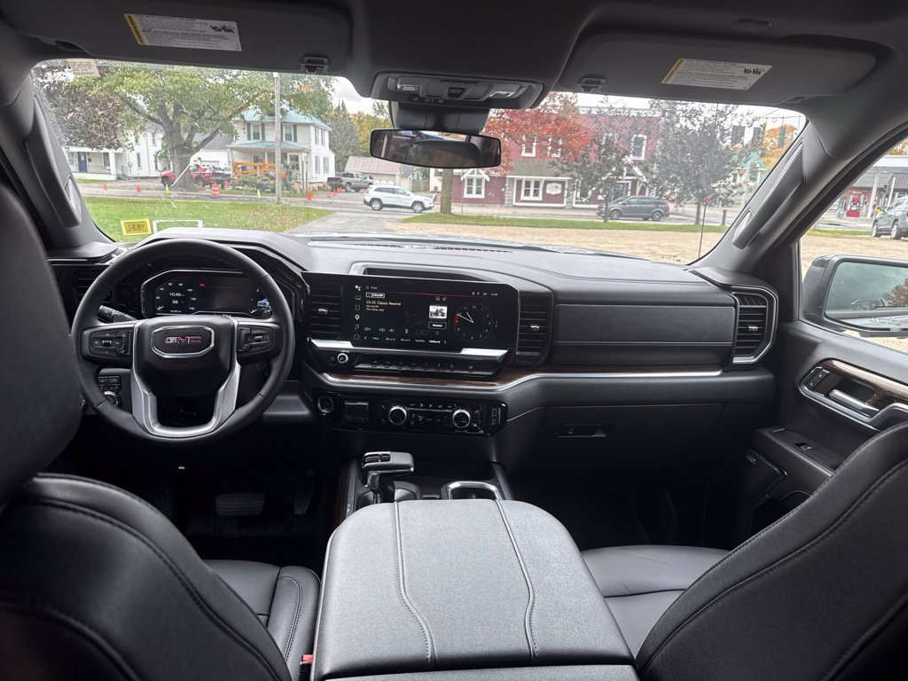 Used 2024 GMC Sierra 1500 Elevation w/ Elevation Premium Package AWD/4WD image 15