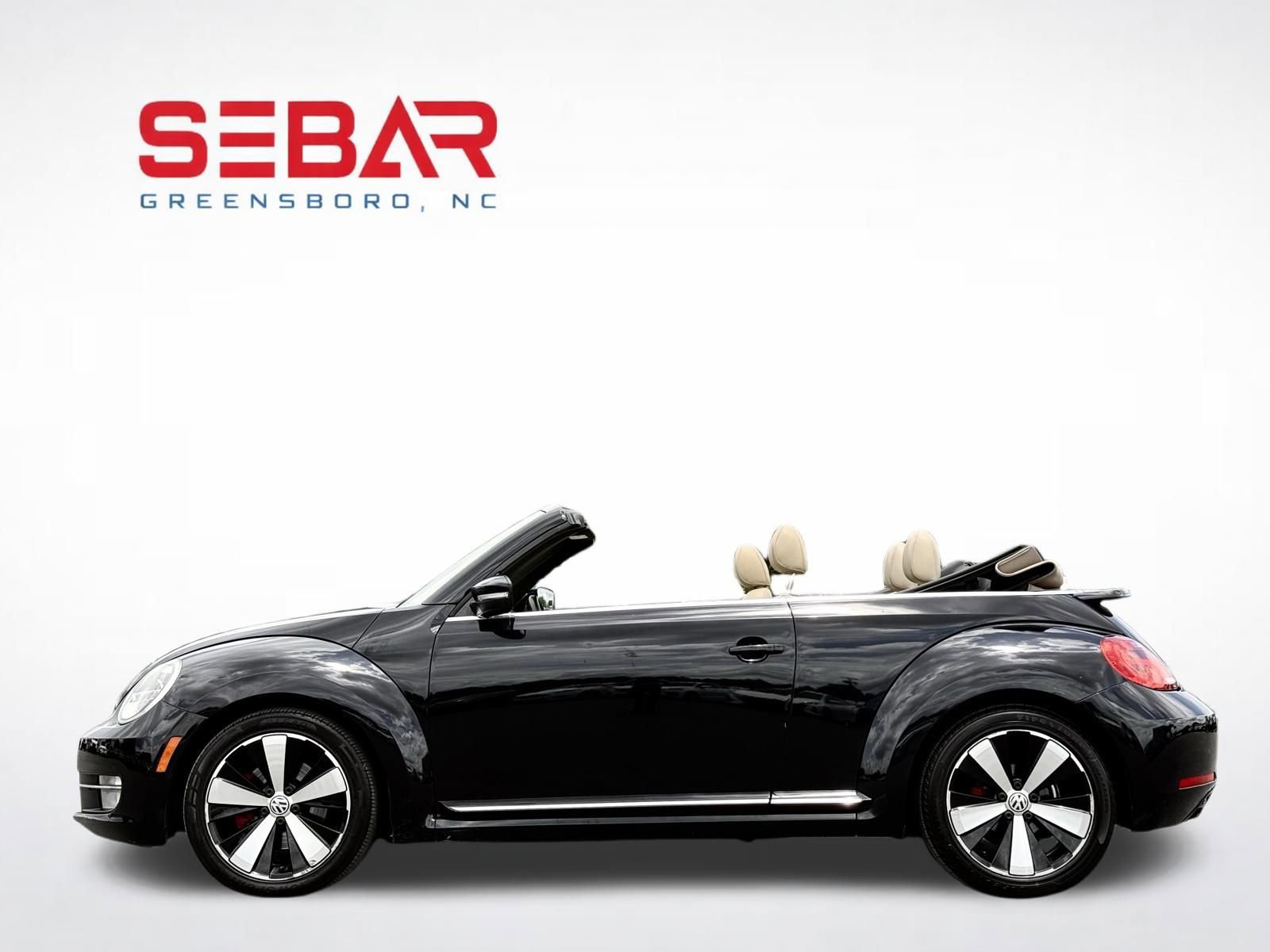 Used 2013 Volkswagen Beetle 2.0T FWD image 14