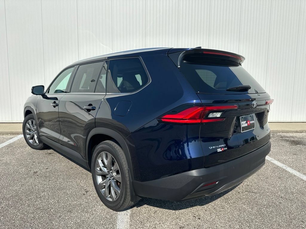 Used 2024 Toyota Grand Highlander AWD Hybrid image 5