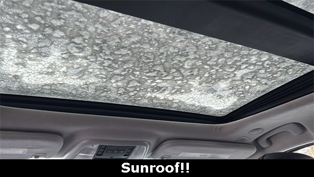 Used 2018 Jeep Grand Cherokee Summit image 5