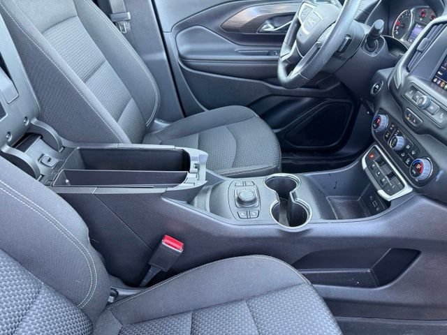 Certified 2024 GMC Terrain SLE w/ Driver Convenience Package AWD/4WD image 19