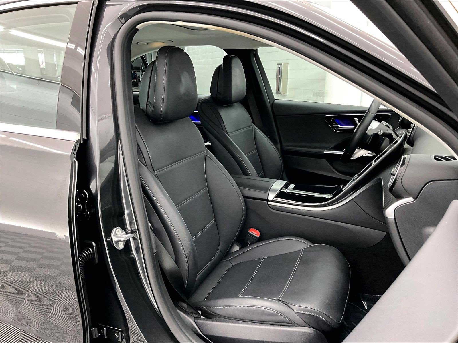 Certified 2023 Mercedes-Benz C 300 Sedan image 6