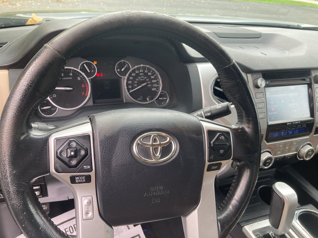 Used 2017 Toyota Tundra Limited w/ Limited Premium Package AWD/4WD image 18