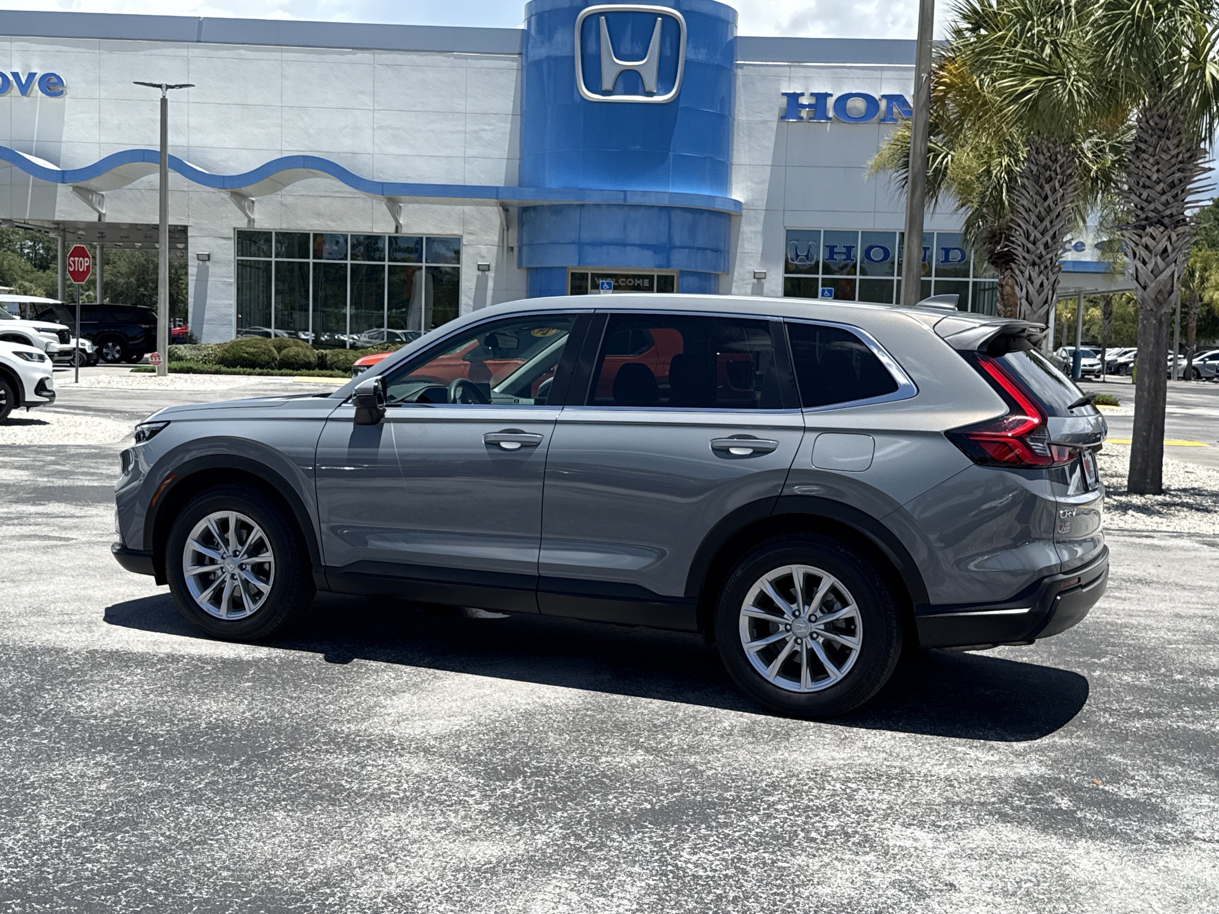 Certified 2024 Honda CR-V EX image 10