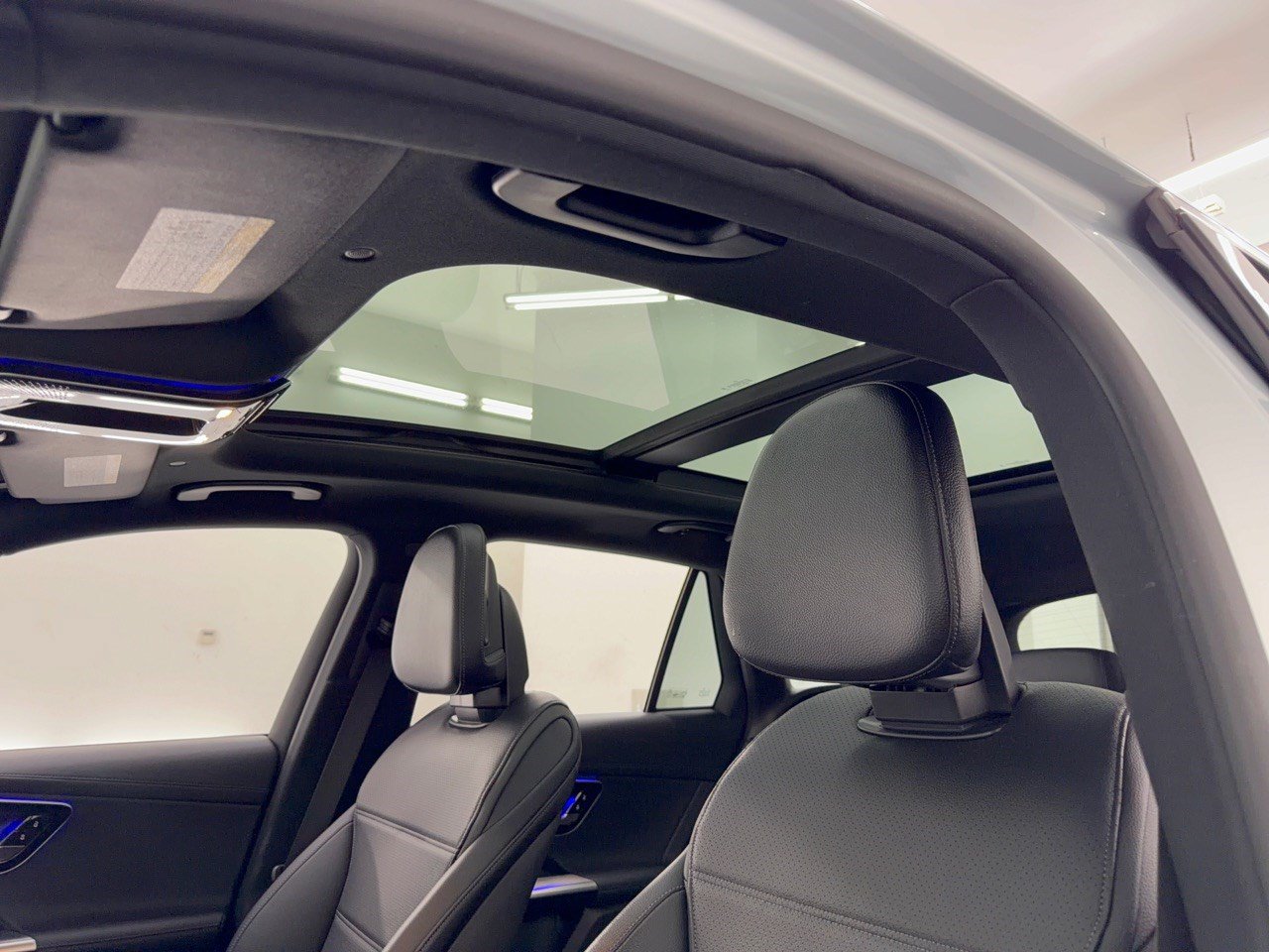 Used 2023 Mercedes-Benz GLC 300 image 27