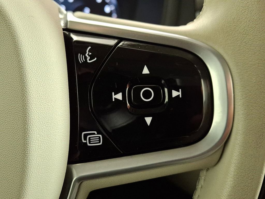 Used 2022 Volvo V60 T5 Cross Country w/ Advanced Package image 23