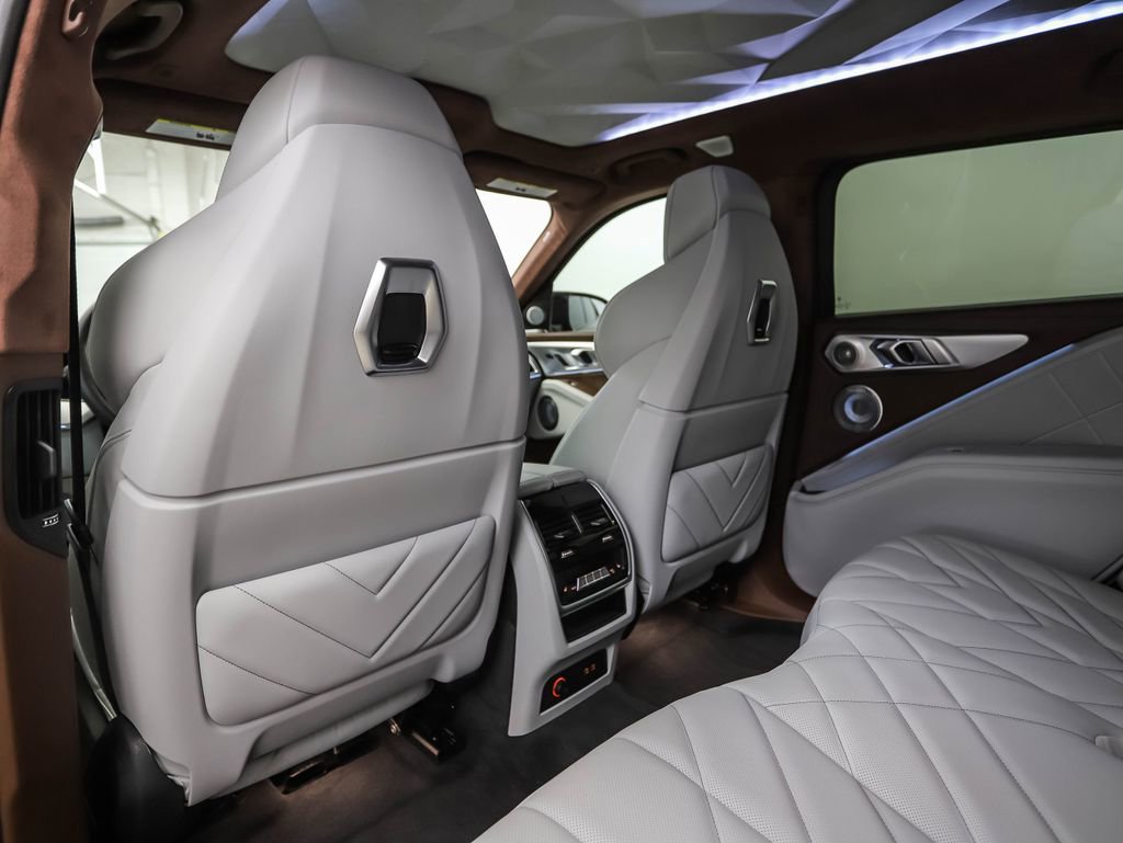 Used 2025 BMW XM image 20