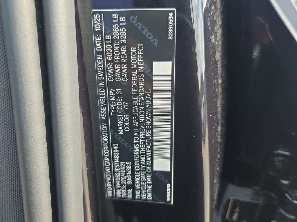 New 2026 Volvo XC90 B6 Plus w/ Protection Package Premier image 40