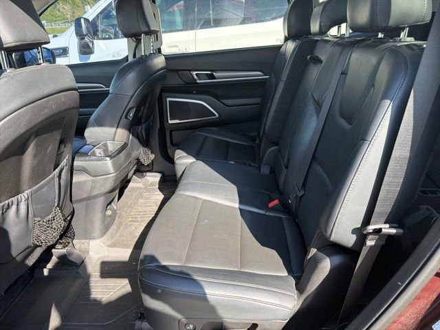 Used 2020 Kia Telluride S w/ S 8 Passenger Seating Package AWD/4WD image 7