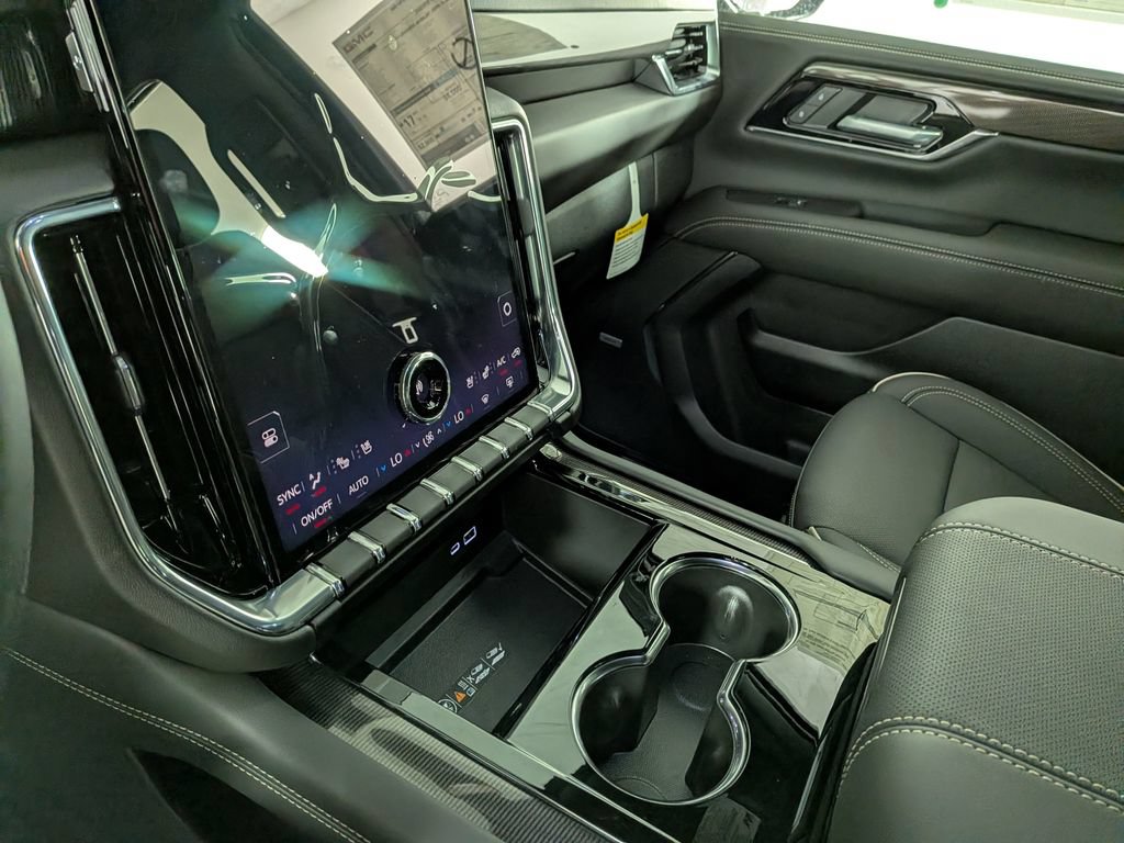 New 2026 GMC Yukon Elevation w/ Elevation Premium Package AWD/4WD image 24
