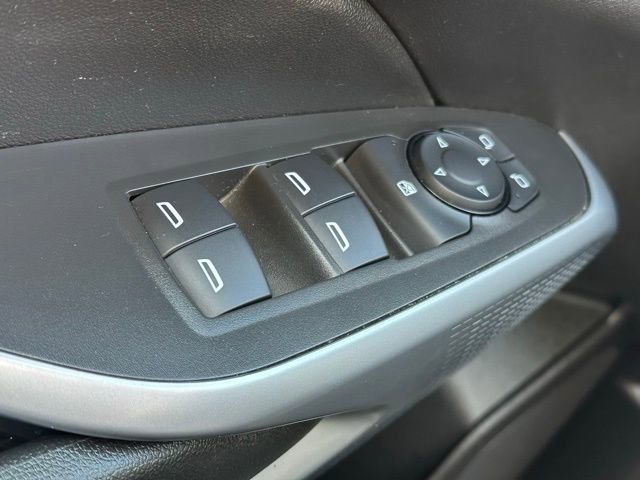 Used 2024 Chevrolet Trax RS w/ Driver Confidence Package FWD image 17