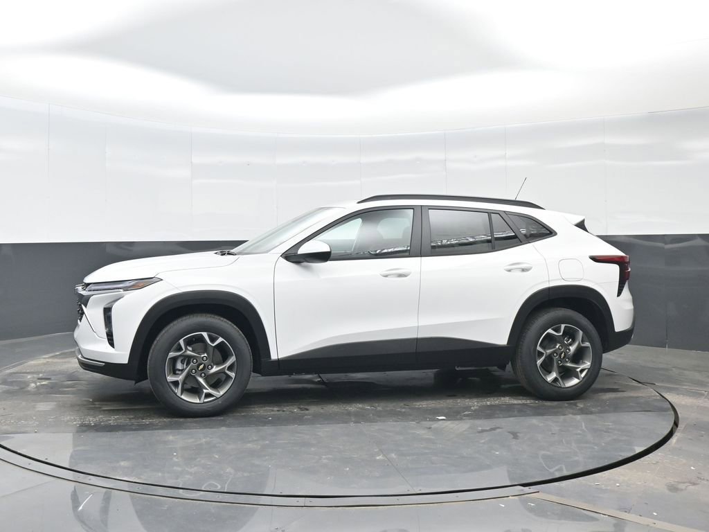 New 2026 Chevrolet Trax LT w/ Sunroof Package image 3