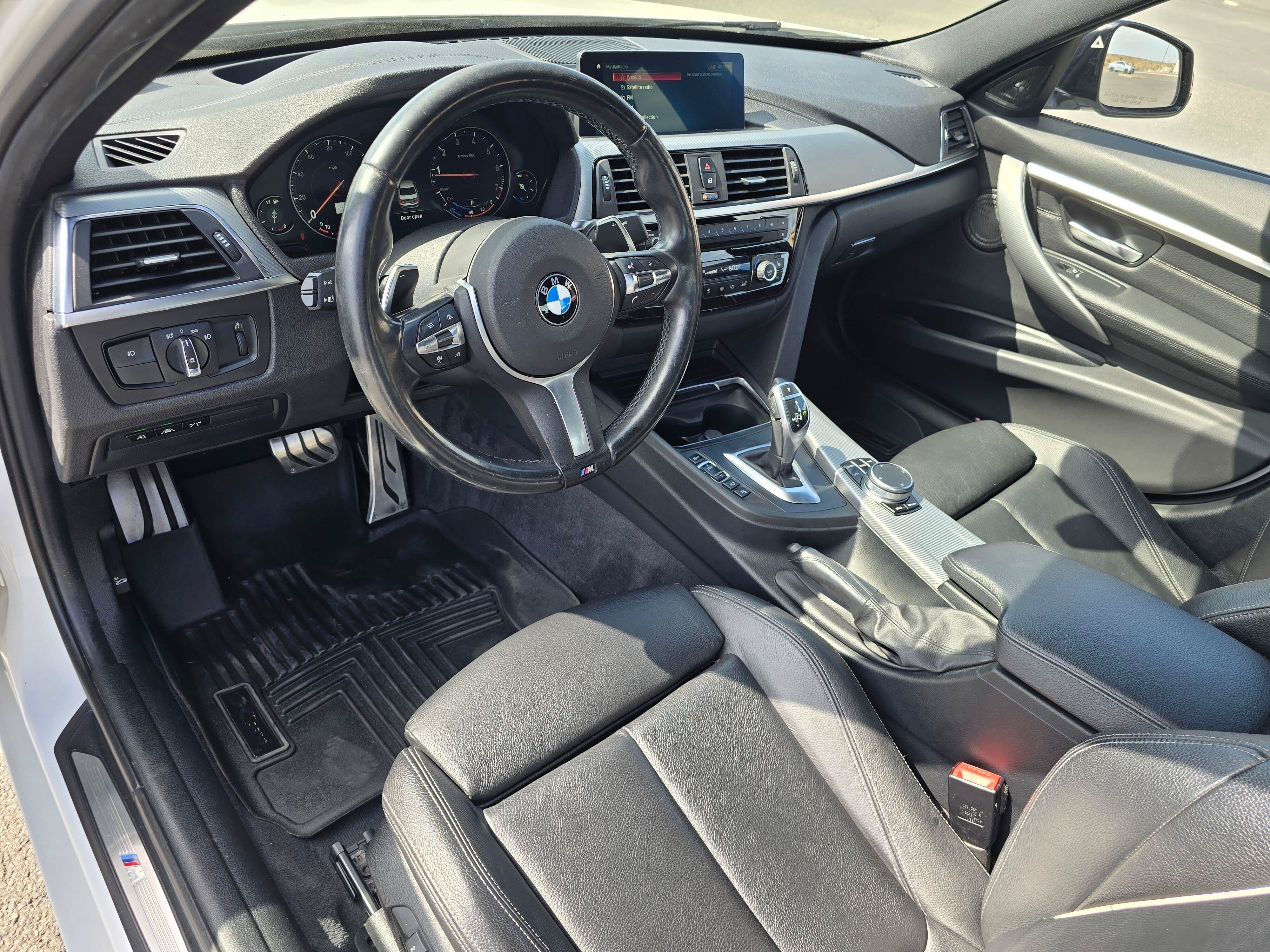 Used 2018 BMW 340i xDrive Sedan AWD/4WD image 2
