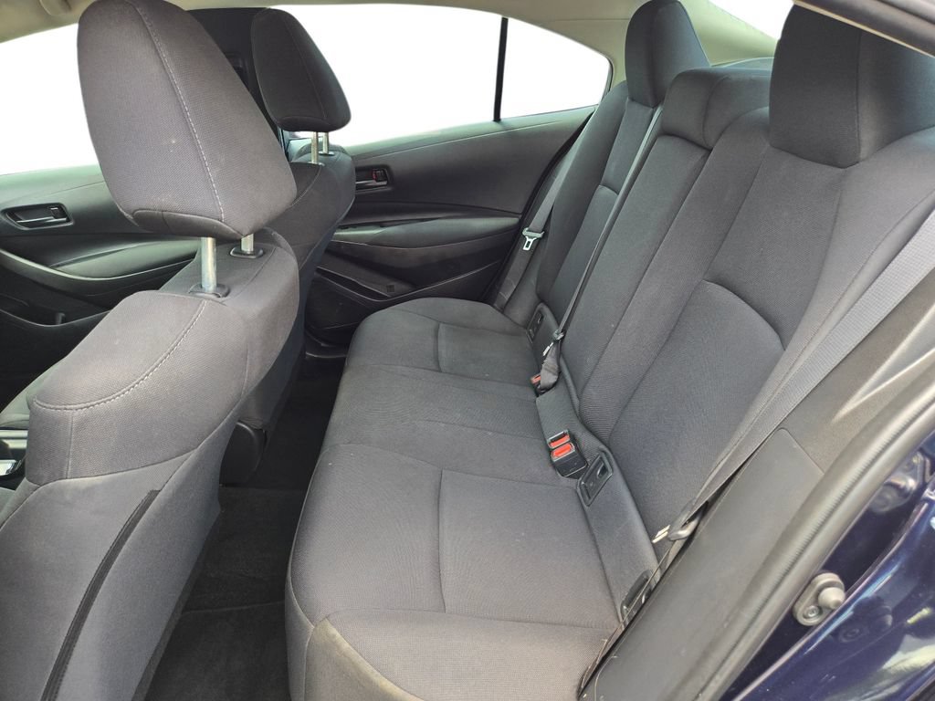 Used 2022 Toyota Corolla LE FWD image 18