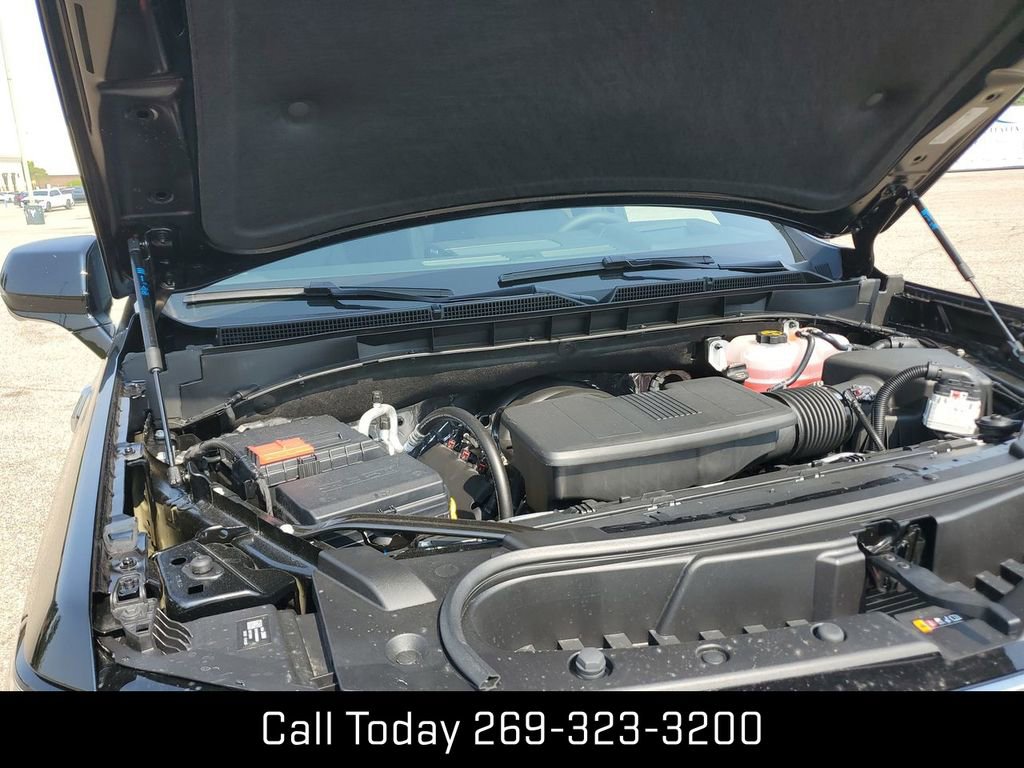 New 2025 GMC Yukon XL Denali w/ Denali Reserve Package image 32