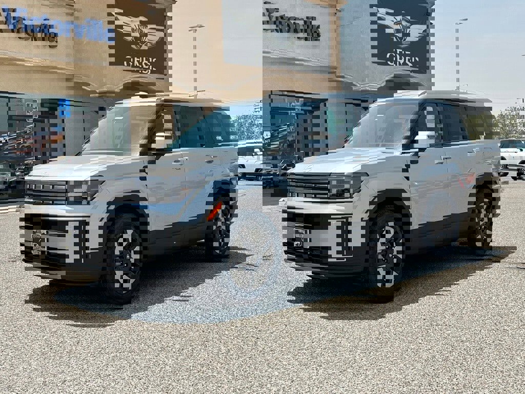 New 2026 Hyundai Santa Fe SE image 2