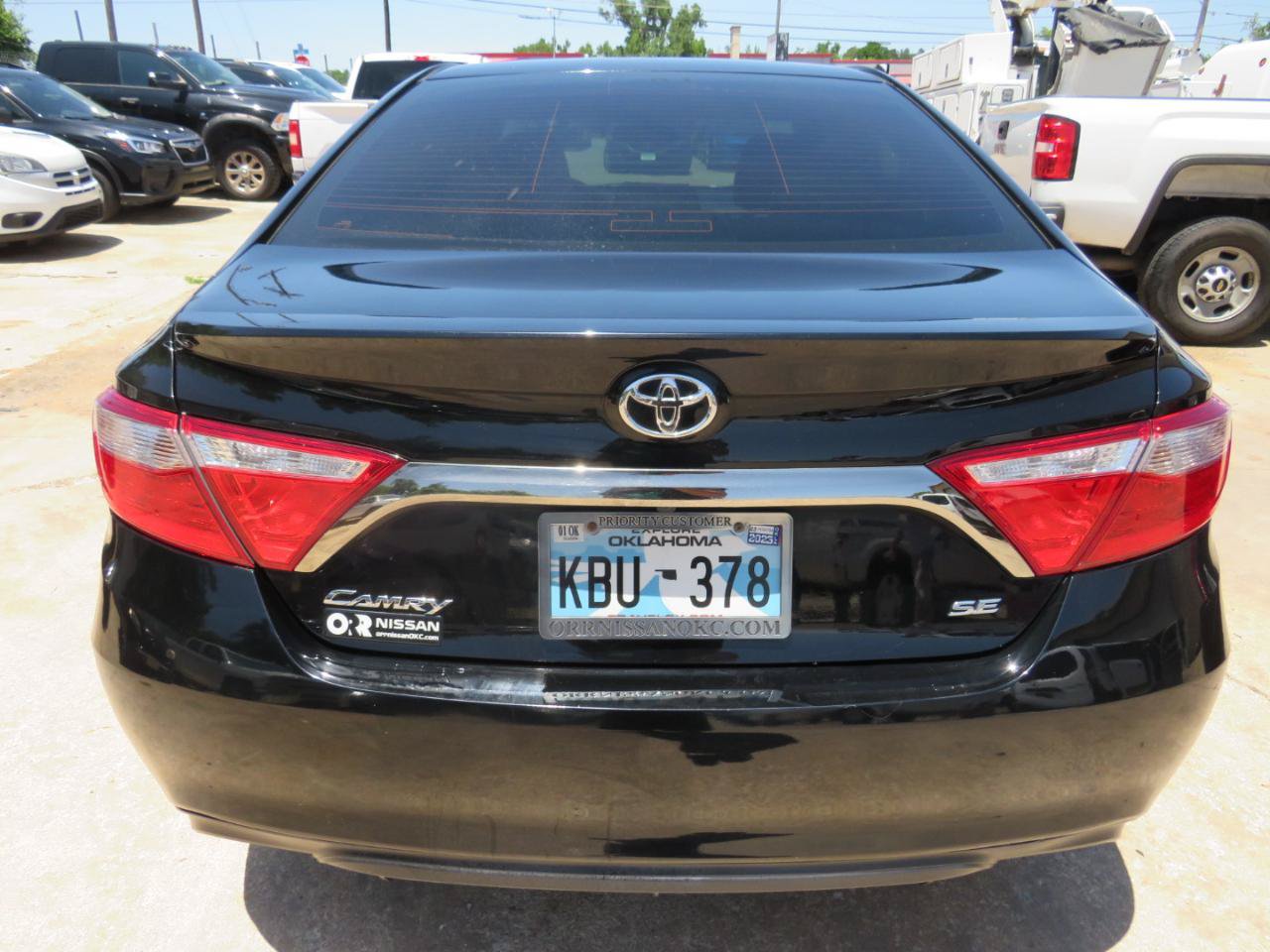Used 2016 Toyota Camry SE FWD image 5
