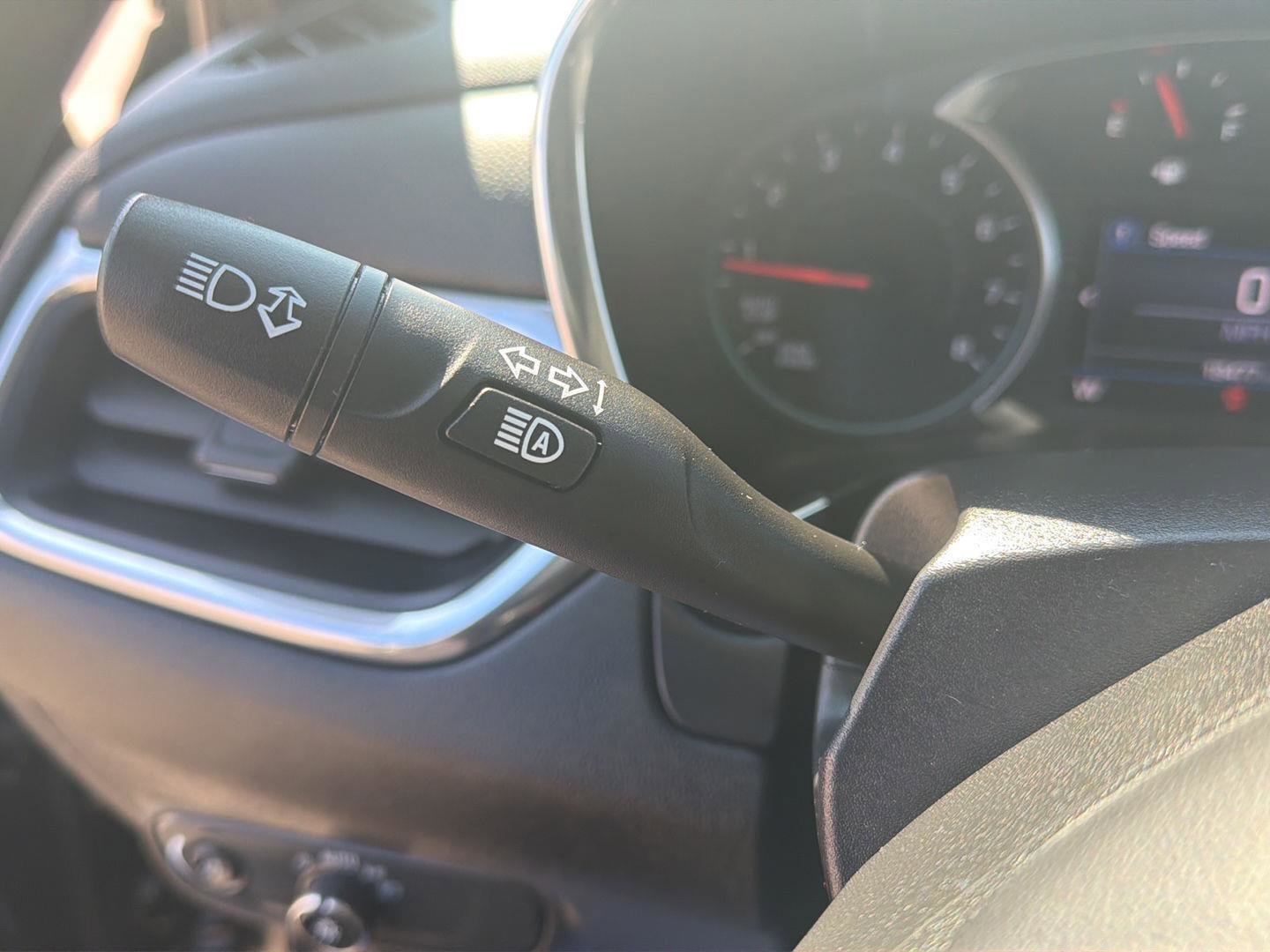 Used 2022 Chevrolet Equinox LT image 20