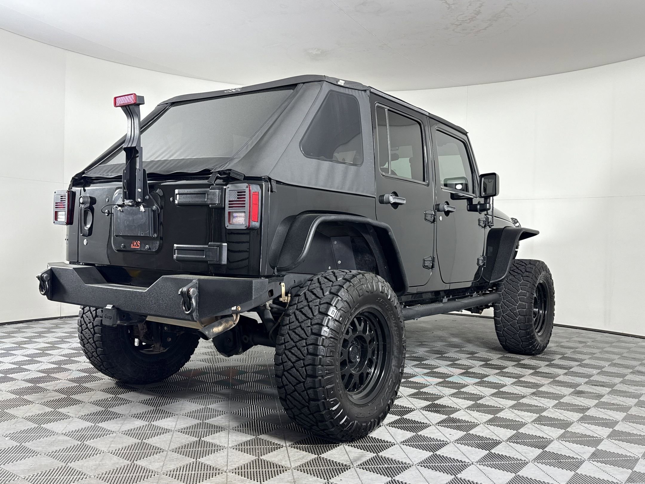 Used 2015 Jeep Wrangler Unlimited Sport w/ Max Tow Package AWD/4WD image 8