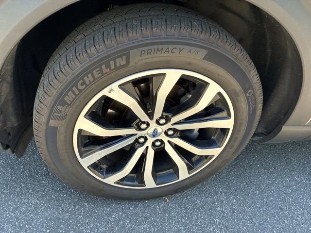 Used 2025 Ford Explorer ST-Line image 10