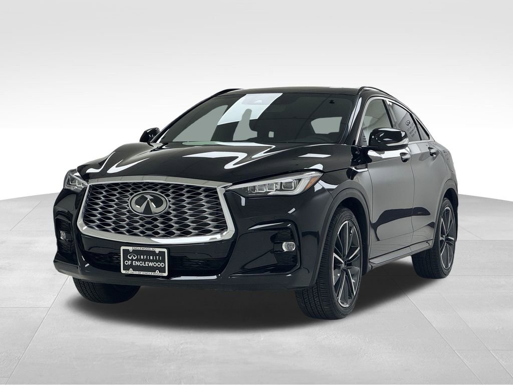 Used 2024 INFINITI QX55 Essential image 3