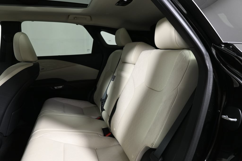 Used 2024 Lexus RX 350 AWD w/ Convenience Package image 4