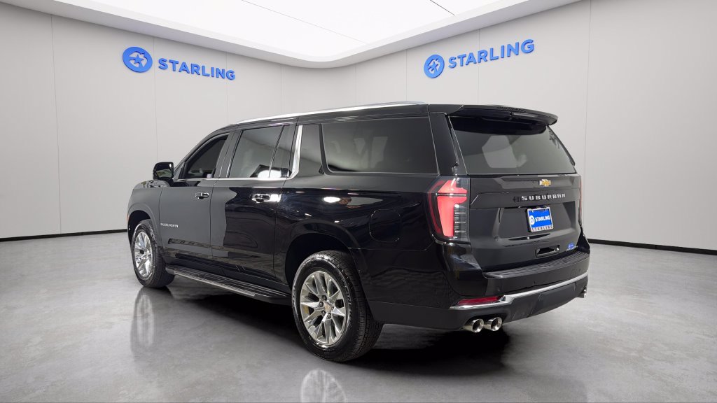 Used 2026 Chevrolet Suburban Premier AWD/4WD image 6