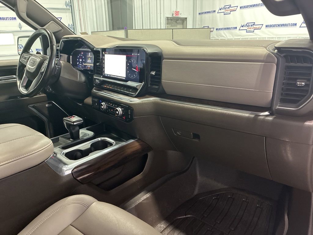 Used 2024 GMC Sierra 1500 SLT w/ SLT Premium Plus Package AWD/4WD image 50