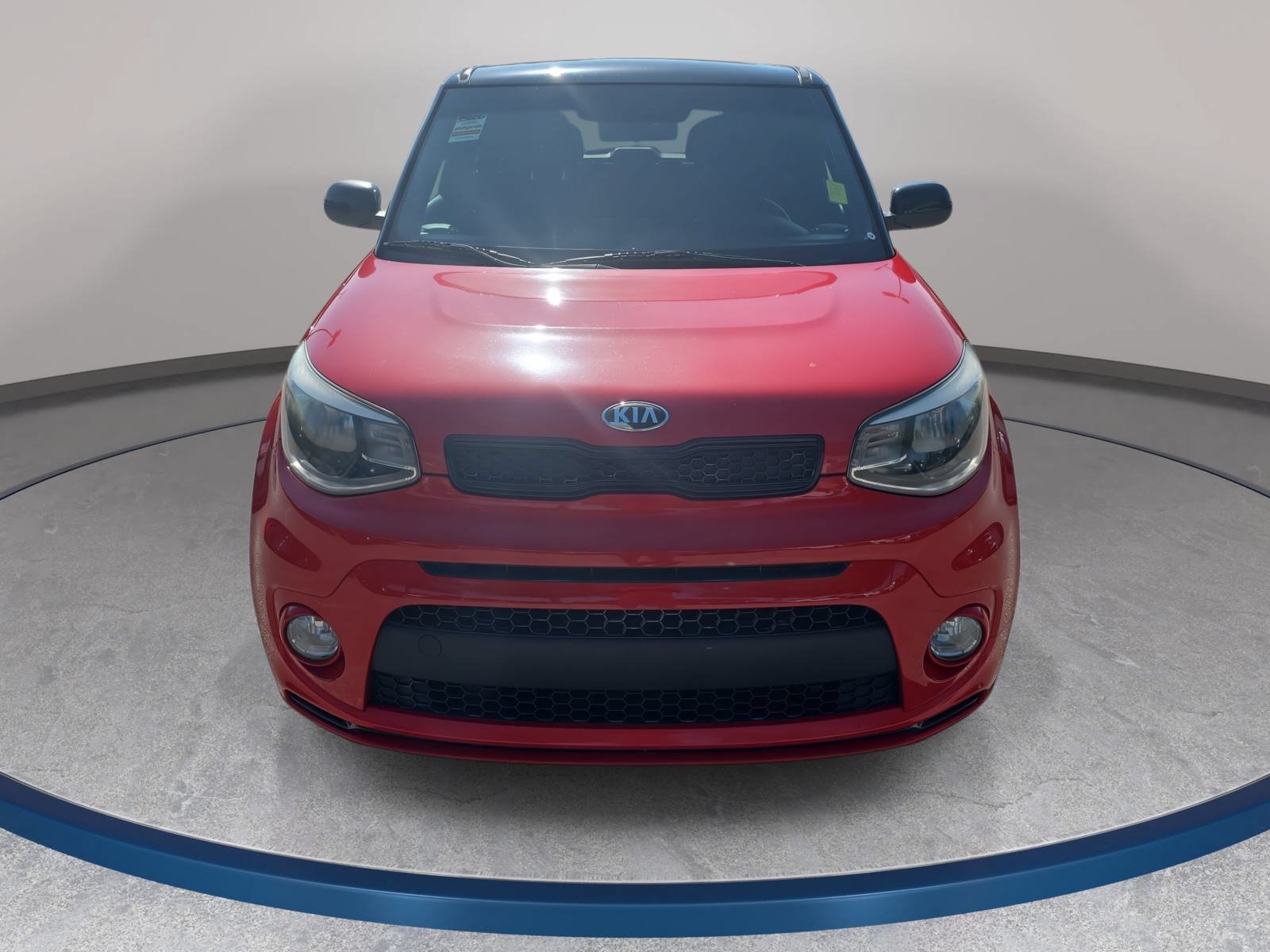 Used 2019 Kia Soul + FWD image 2