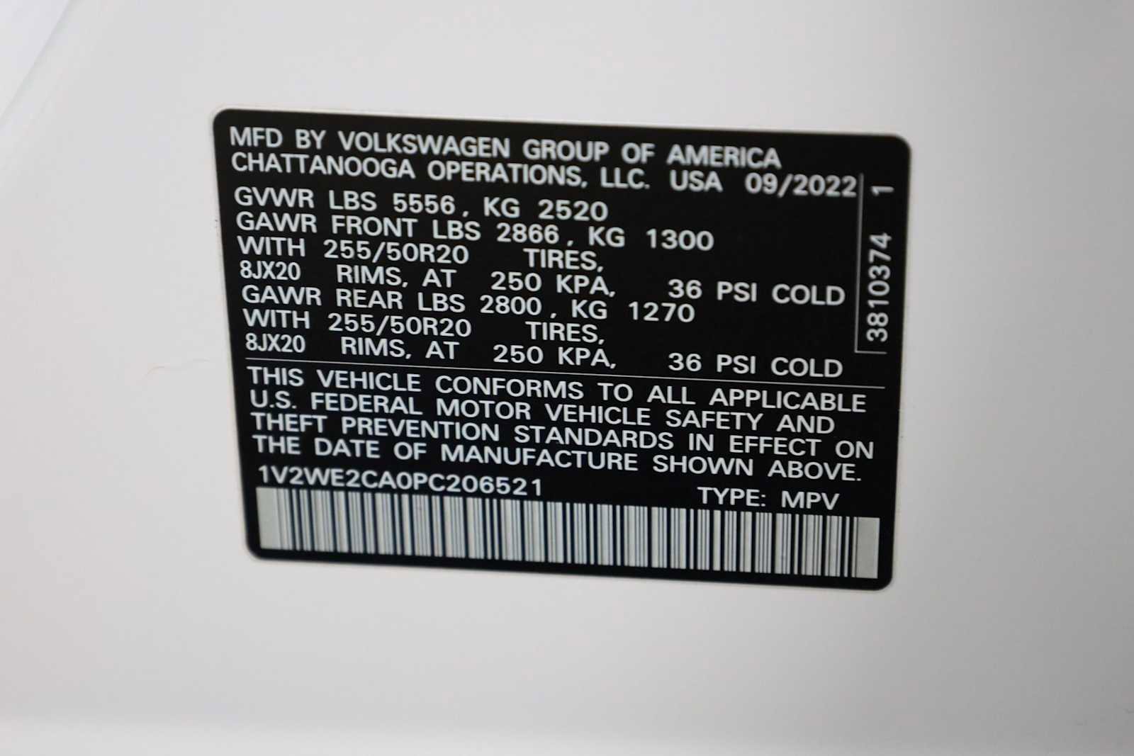 Used 2023 Volkswagen Atlas Cross Sport SE image 38