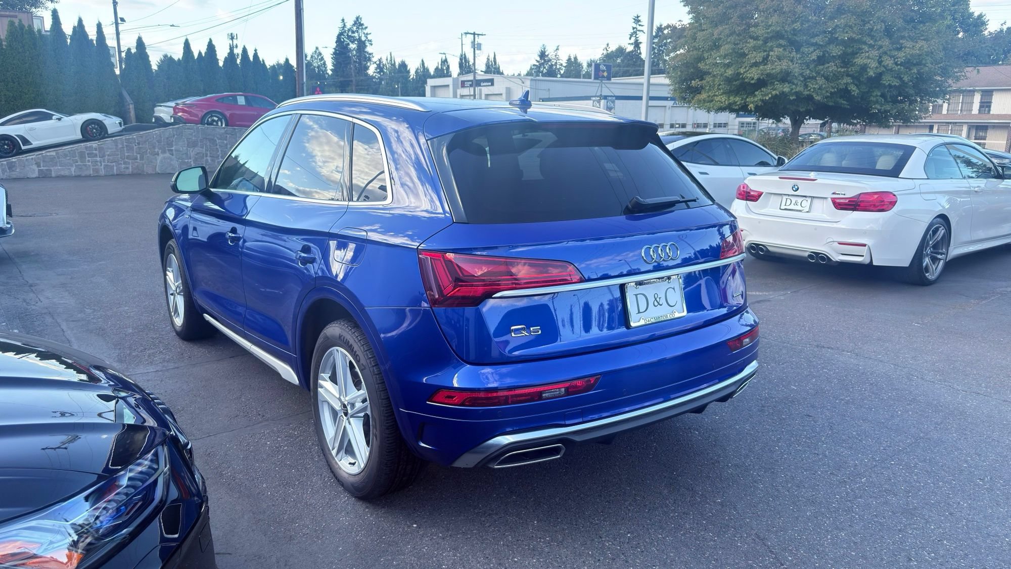 Used 2022 Audi Q5 e Premium AWD/4WD image 2