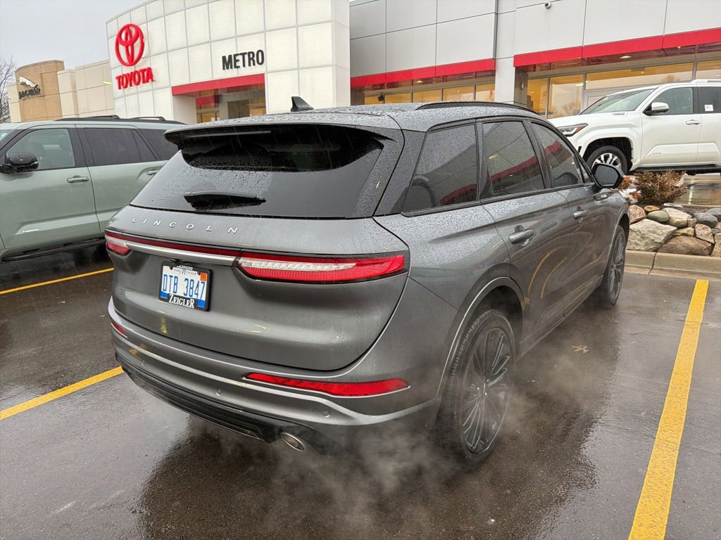 Used 2023 Lincoln Corsair Reserve w/ Equipment Group 201A image 16