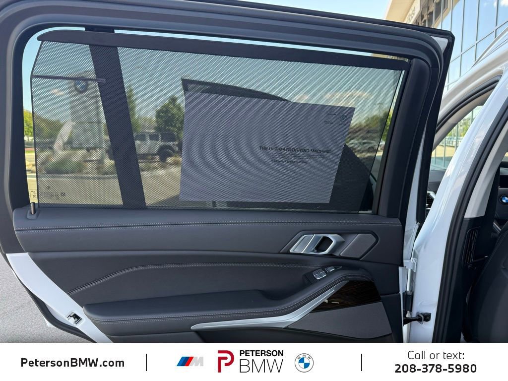 New 2027 BMW X7 xDrive40i w/ Premium Package AWD/4WD image 20