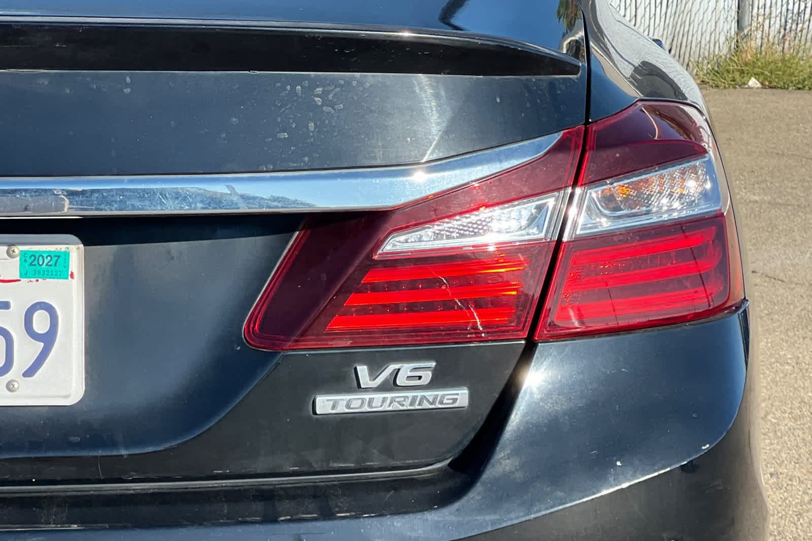 Used 2016 Honda Accord Touring image 21