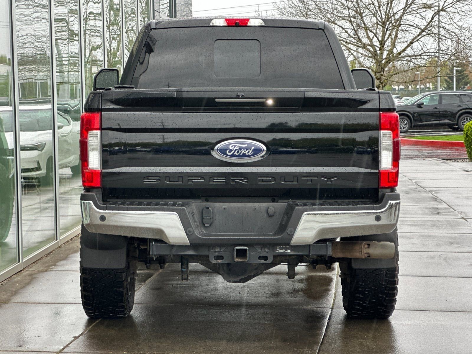 Used 2018 Ford F350 Lariat w/ Lariat Ultimate Package AWD/4WD image 4