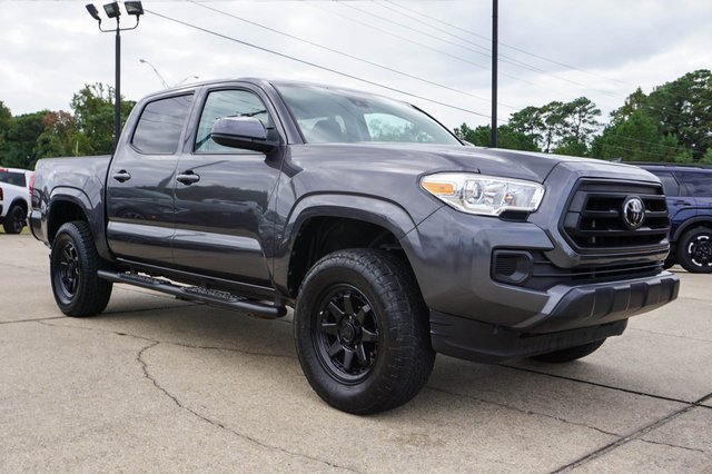 Used 2023 Toyota Tacoma SR image 2